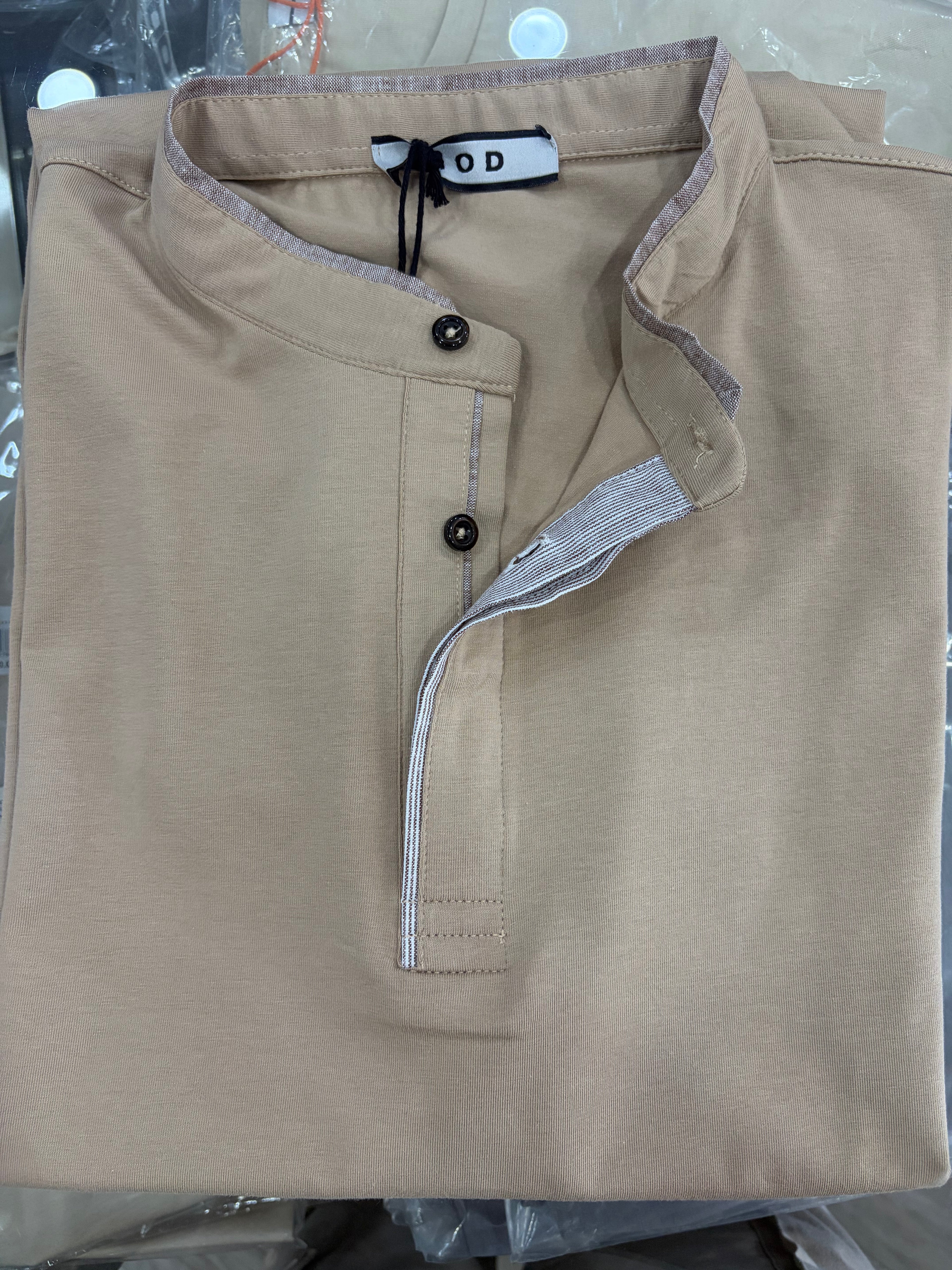 Polo MOD Guernica collo coreano- Beige