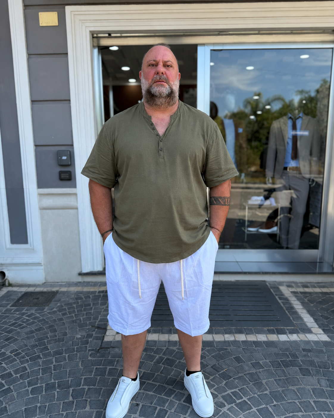 T-shirt serafino scollo a V Mod- Verde Militare
